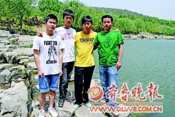 “四兄弟”携手考研全被名校录取